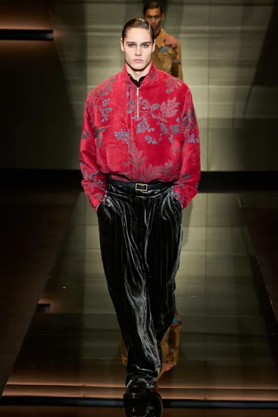Look 98